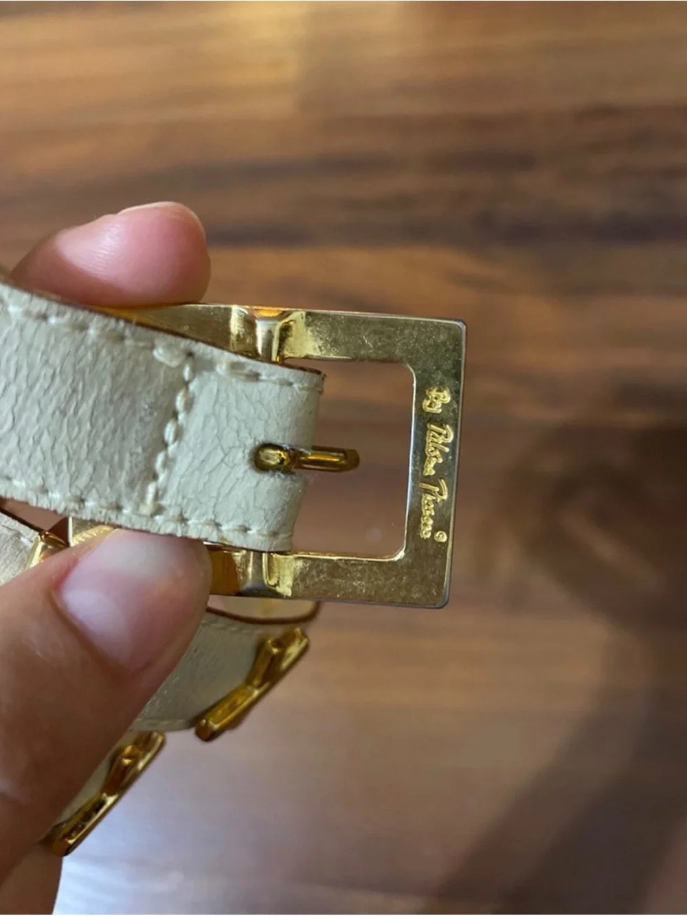 Paloma Picasso belt - Vintage - White Leather Gold-Accent Women's Belt - Sz 75